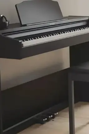 Цифровое пианино Roland RP102-BK 