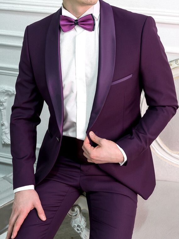 Фиолетовый мужской цвет. Костюм мужской. Фиолетовый смокинг. Фиолетовый костюм. Фиолетовый костюм мужской.